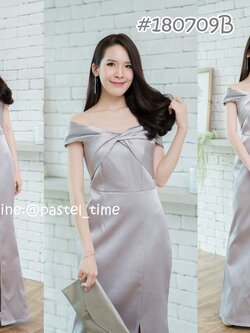 Thea Twist Silk Satin Maxi Dress – Silver : สีเงิน