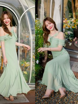 Fay Off-Shoulder Maxi Dress – Pastel Green สีเขียว