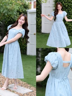 Princess Lace Midi Dress : สีฟ้า