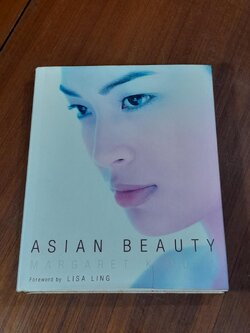 ASIAN BEAUTY / Margaret Kimura