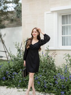 Kessie Chiffon Sleeve Dress – เดรสสีดำแขนชีฟอง