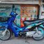 รถบ้านแท้มือเดียว กระแสนิยมสุด รุ่นนี้ที่ถามหากันมากสุดๆ HONDA WAVE 125S จดปลายปี 47 "สตาร์ทมือ+กุญแจใหญ่+ไมล์ดิจิตอล" ตรงตาม Concept สภาพนี้เรียกว่าหายากมากคะ เครื่องดีเดิมจัด เงียบกริ๊บ
