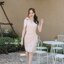 Dacia Bow Shoulder Dress – สีครีม