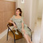 Serene Flutter Sleeve Midi Dress : สีเขียว