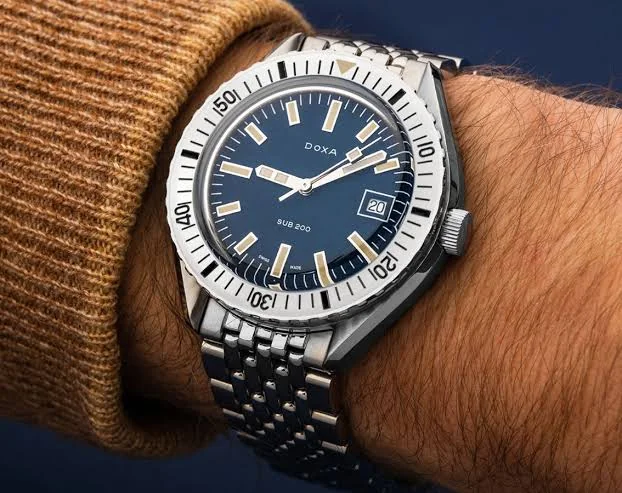 DOXA SUB 200 Caribbean รุ่น 796.10.201.10 (หน้าน้ำเงิน สายสเตนเลส) DOXA SUB 200 Caribbean รุ่น 796.10.201.10 (หน้าน้ำเงิน สายสเตนเลส)